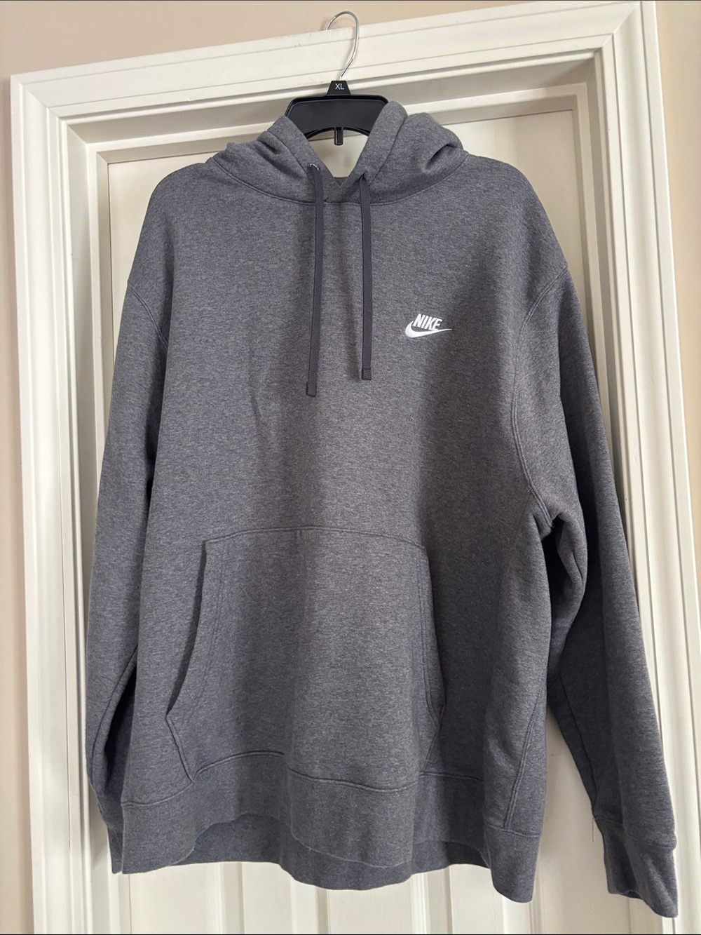 Nike XXL Charcoal Gray Pullover Hoodie with White Logo